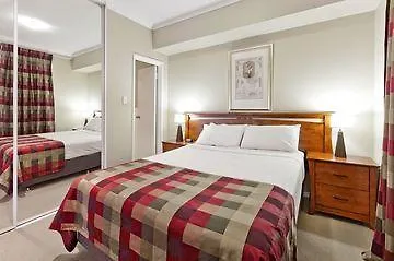 Mont Clare Boutique Apartments Περθ 4*,